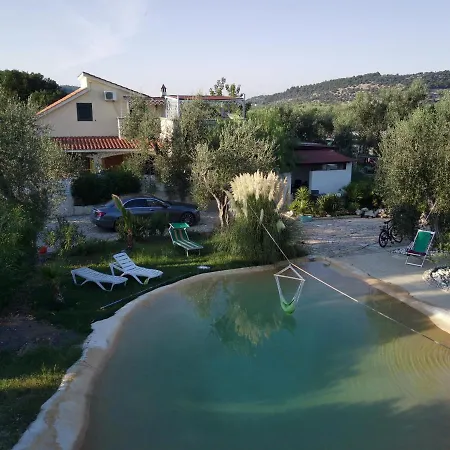 Apartman Oleandro Pergola