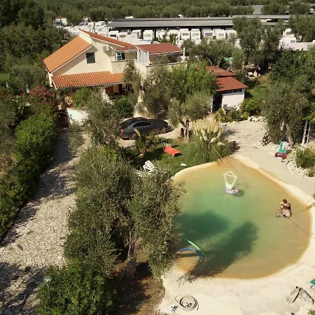 Apartman Oleandro Pergola